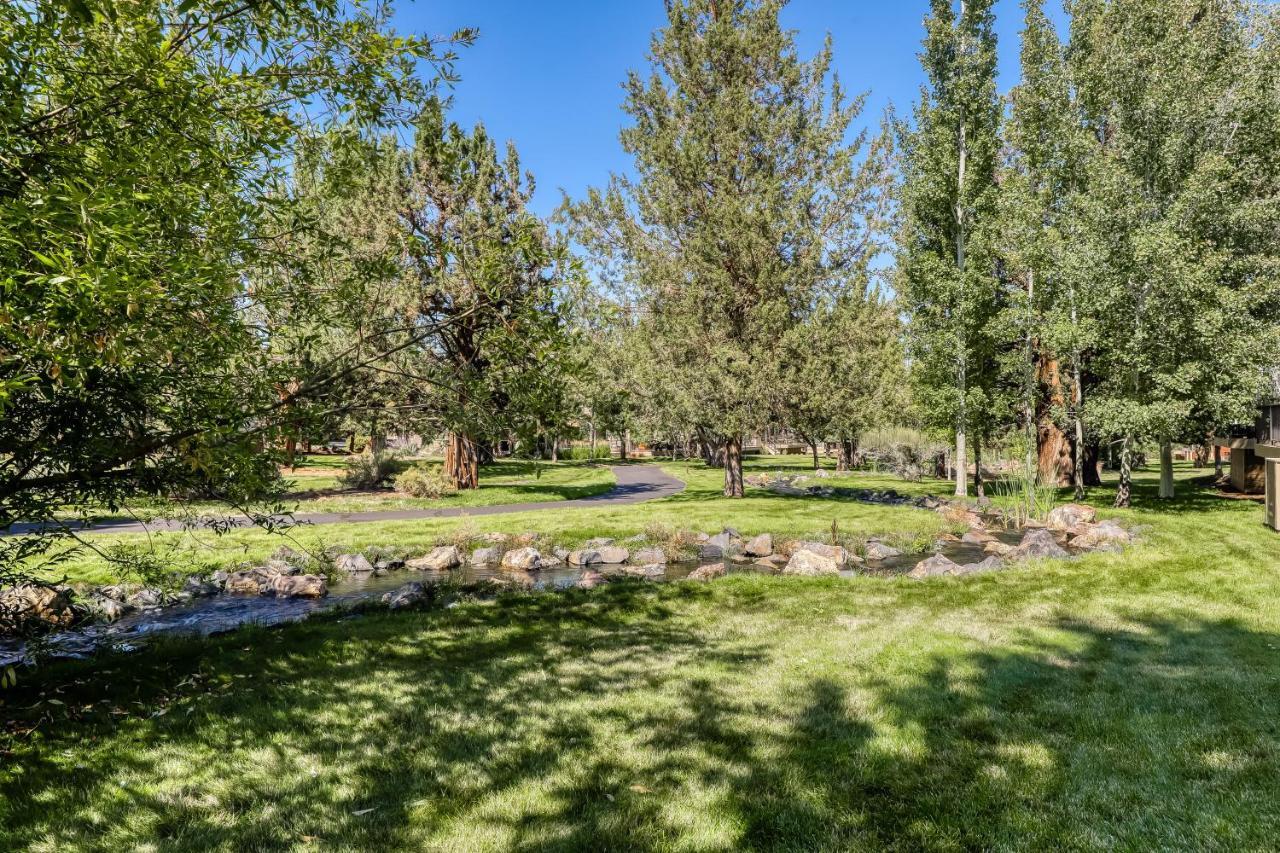 Villa Trees And Tees At Eagle Crest Redmond Exterior foto